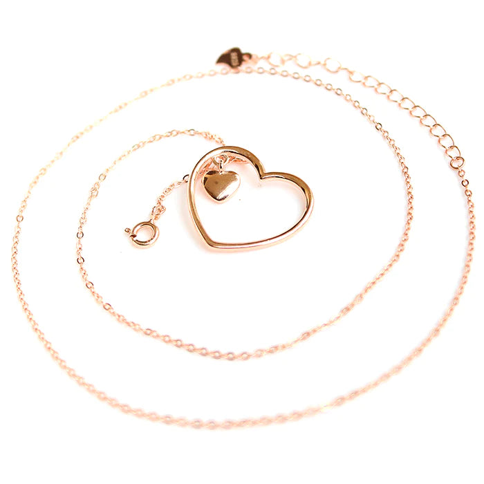 Anushka Rose Heart Necklace